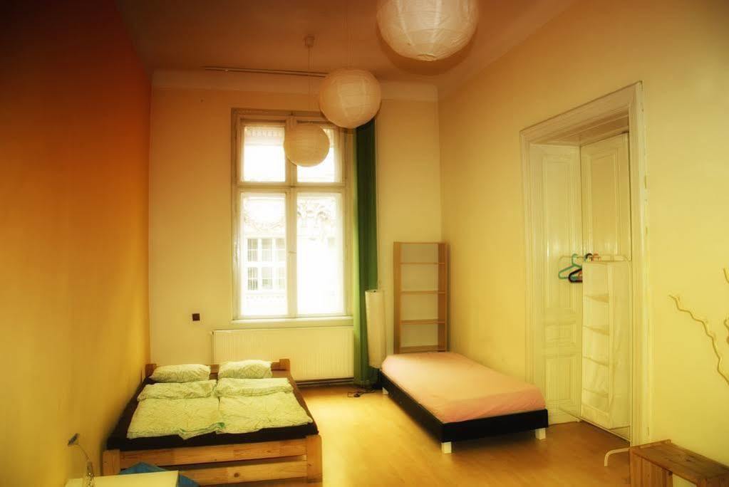Hostel Krakowskie Klimaty Luaran gambar