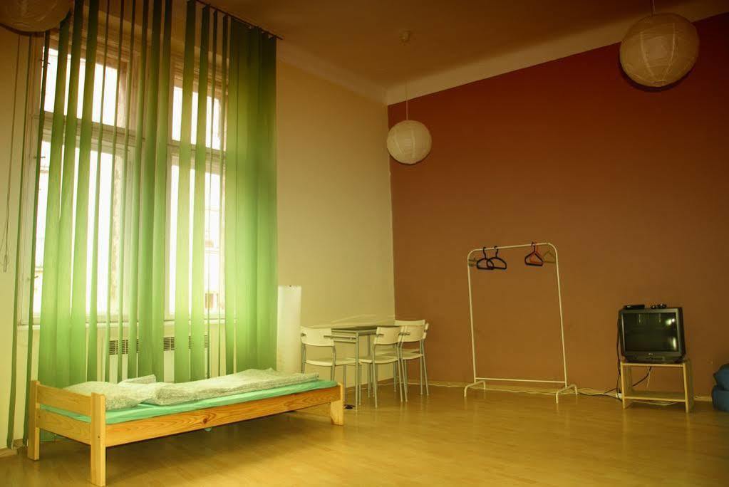 Hostel Krakowskie Klimaty Luaran gambar