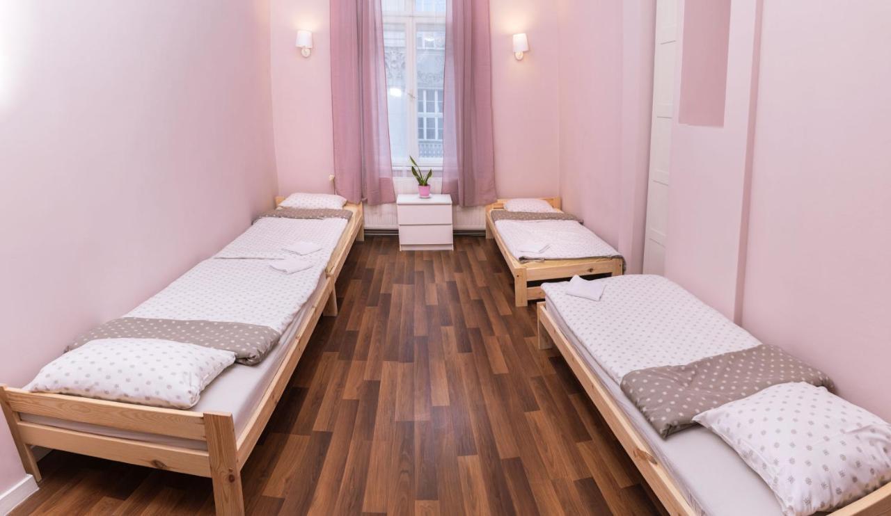 Hostel Krakowskie Klimaty Luaran gambar