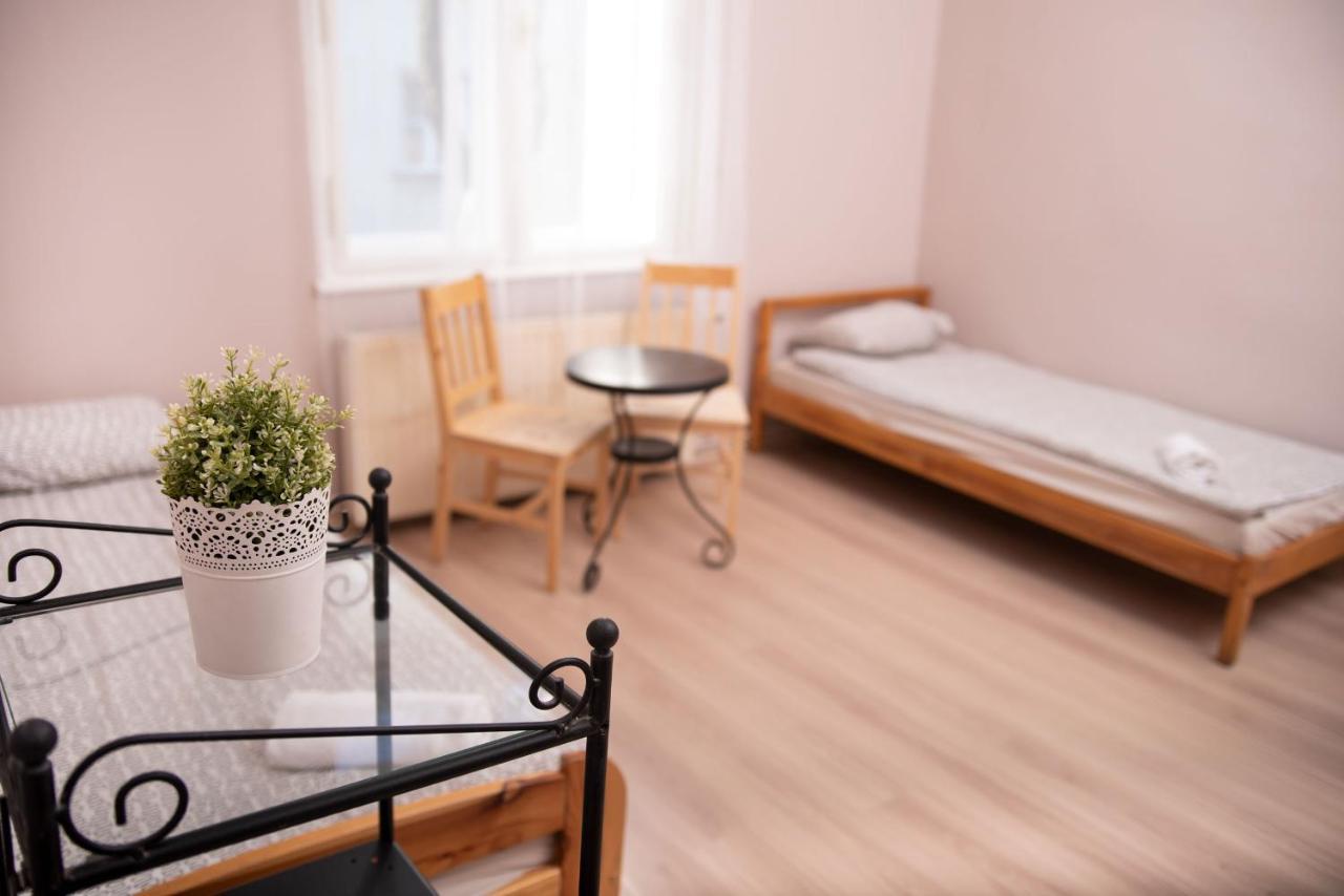 Hostel Krakowskie Klimaty Luaran gambar