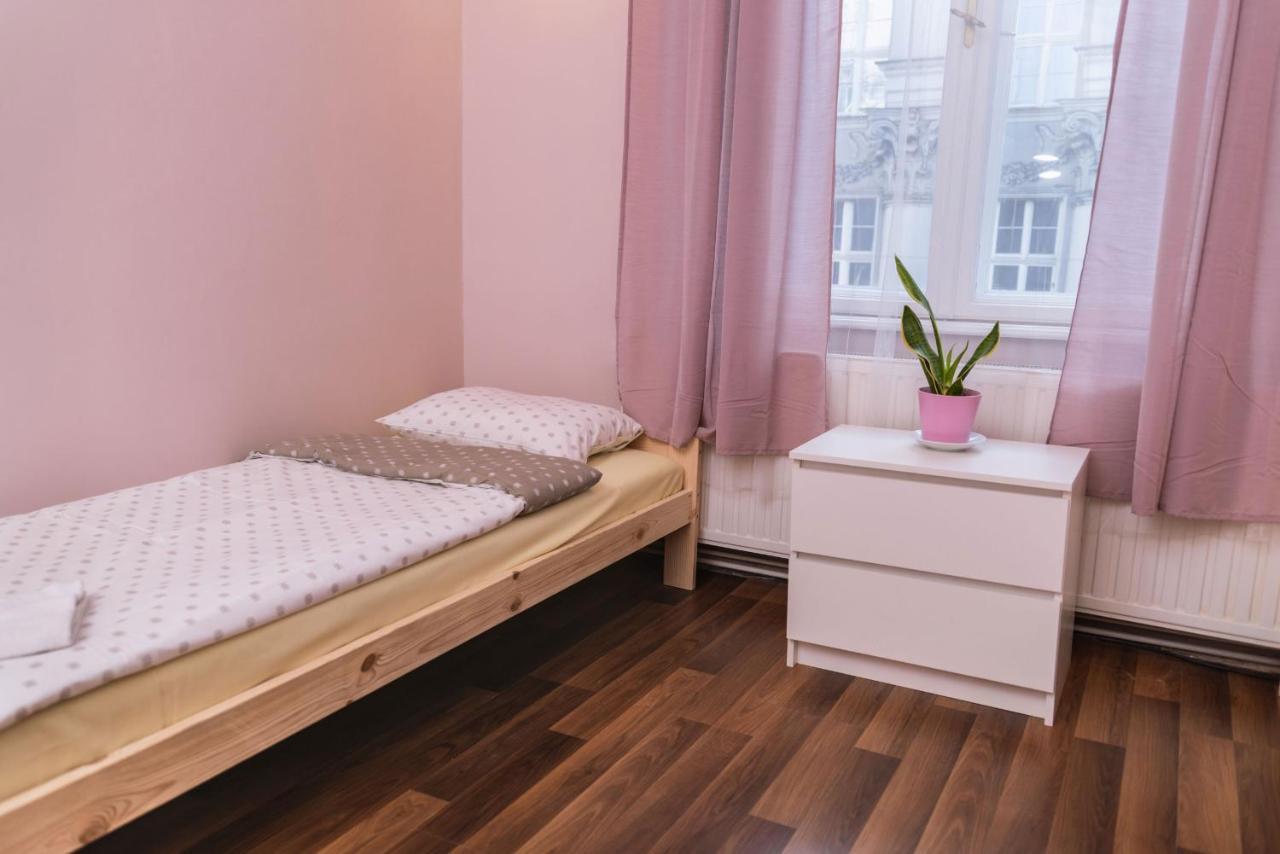 Hostel Krakowskie Klimaty Luaran gambar